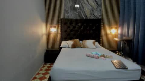 kiana barlow online show from January 17, 2:27 am