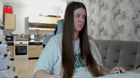 kianna_dior_ online show from January 9, 10:40 am