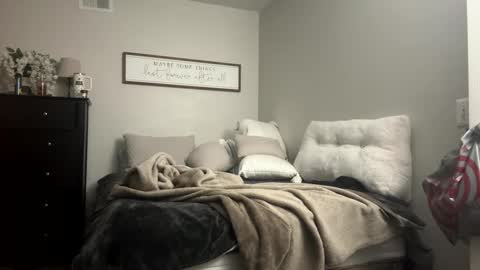 Snapshot of kiannaluv chatting on September 9, 1:10 pm kiannaluv online show from September 9, 1:10 pm