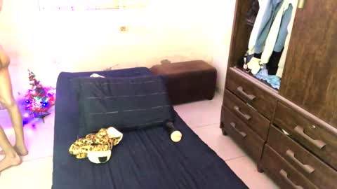 kiantwink online show from December 27, 11:10 pm