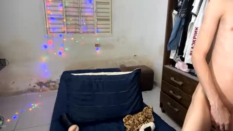 kiantwink online show from February 17, 8:04 pm