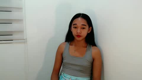 Snapshot of kiara_bedisa143 chatting on December 2, 6:43 pm i love bella online show from December 2, 6:43 pm