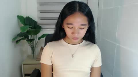 Snapshot of kiara_bedisa143 chatting on December 7, 1:58 am i love bella online show from December 7, 1:58 am