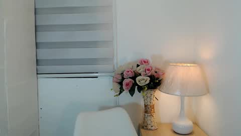 Snapshot of kiara_bedisa143 chatting on December 16, 2:15 am i love bella online show from December 16, 2:15 am