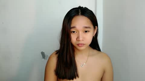 Snapshot of kiara_bedisa143 chatting on September 24, 12:14 am i love bella online show from September 24, 12:14 am