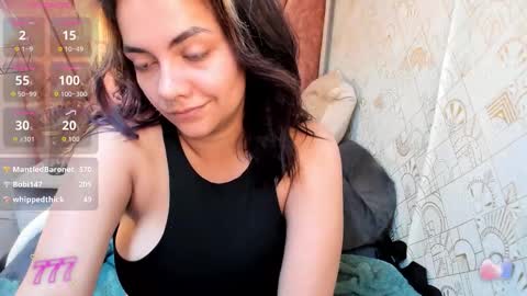 kiara Cruz online show from March 22, 8:40 am