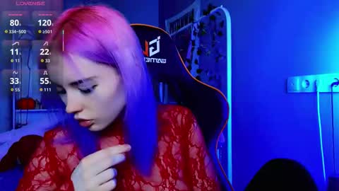 Snapshot of kiara_dream chatting on October 30, 9:15 pm Kira online show from October 30, 9:15 pm