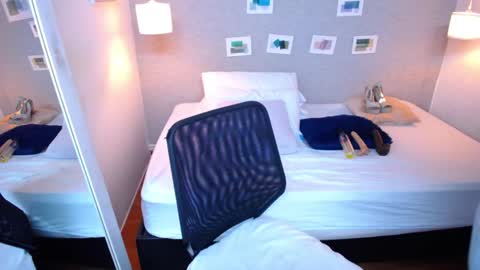 Kiara online show from February 26, 1:11 am