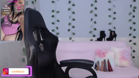 Kiara online show from November 15, 8:55 am