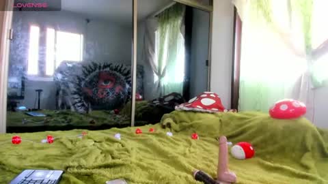 kiara_simos online show from July 27, 8:49 pm