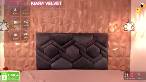 kiara_velvet__ online show from March 21, 7:39 pm