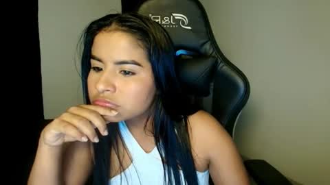 Snapshot of kiara_venus chatting on July 1, 4:36 am kiara online show from July 1, 4:36 am