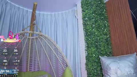 Kiara Zahiri online show from October 22, 10:59 am