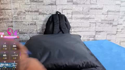 Kiara Zahiri online show from November 22, 12:26 pm