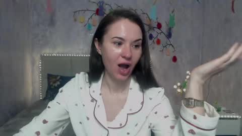 Kara online show from April 12, 5:18 pm