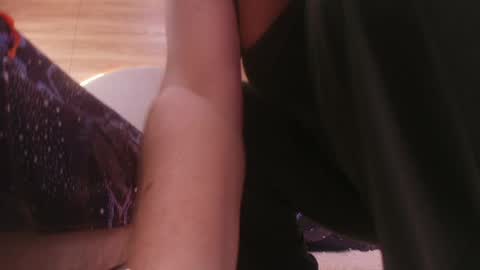 kiaralopez_ online show from April 16, 3:07 am