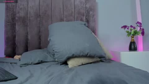 Sara Palacios online show from January 11, 8:43 pm