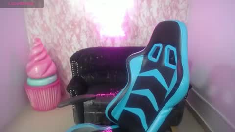 Snapshot of kiarastar_ch chatting on July 9, 8:13 pm kiara online show from July 9, 8:13 pm
