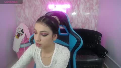 Snapshot of kiarastar_ch chatting on July 10, 8:22 pm kiara online show from July 10, 8:22 pm