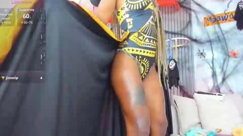 kiaratentation online show from October 31, 8:10 pm