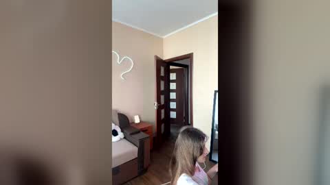 Snapshot of kiaszz chatting on June 25, 3:49 pm Alexa online show from June 25, 3:49 pm