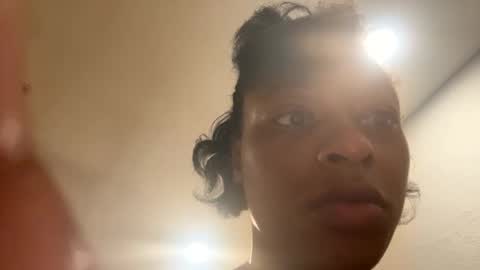 HunneysPlayRoom online show from February 8, 9:56 am