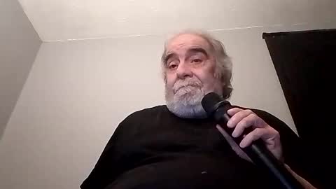 Snapshot of kickinme chatting on October 3, 11:57 pm KICKINME online show from October 3, 11:57 pm