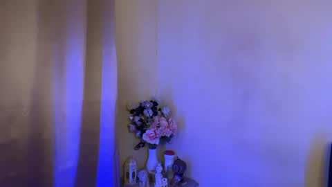 Kiera online show from April 23, 6:03 am