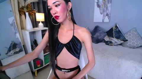 kieramoore online show from February 24, 9:21 am