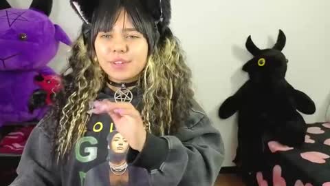 kiiokapop__ online show from October 2, 9:16 am