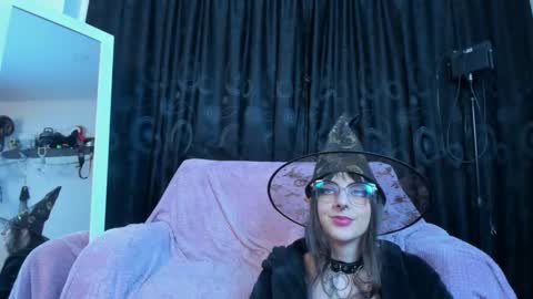 Snapshot of kiizzukyuwu chatting on October 31, 3:40 am Kizuky online show from October 31, 3:40 am