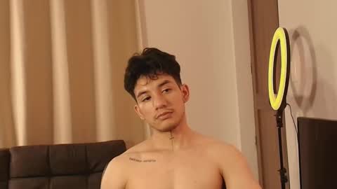 Snapshot of kikeruiz_19 chatting on November 11, 1:49 am kikeruiz 19 online show from November 11, 1:49 am