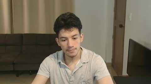 Snapshot of kikeruiz_19 chatting on November 12, 12:22 am kikeruiz 19 online show from November 12, 12:22 am