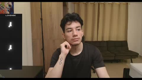 Snapshot of kikeruiz_19 chatting on November 22, 3:44 pm kikeruiz 19 online show from November 22, 3:44 pm