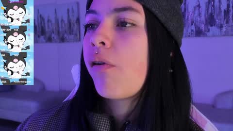 Snapshot of kiki_cams chatting on January 23, 3:58 am kIKI online show from January 23, 3:58 am