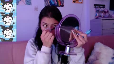Snapshot of kiki_cams chatting on February 11, 11:43 am kIKI online show from February 11, 11:43 am