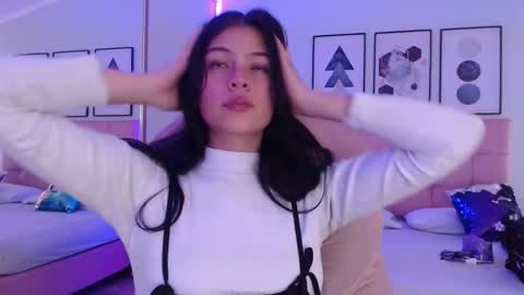 kIKI online show from February 12, 7:20 pm