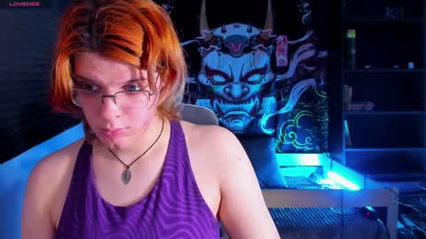 Kiki online show from December 17, 4:32 pm