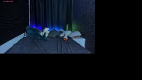 Kiki online show from March 10, 10:15 am