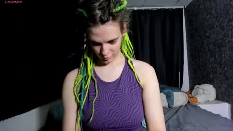 Kiki online show from December 3, 10:24 am