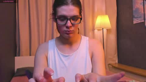 Kiki online show from April 23, 10:14 am