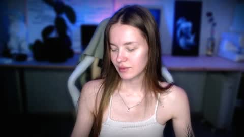 Snapshot of kikies_ chatting on December 7, 2:20 am Mika and Miranda online show from December 7, 2:20 am