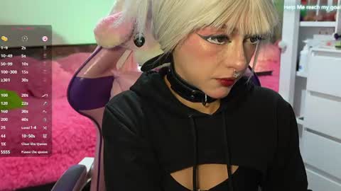 kiki online show from June 10, 9:03 pm