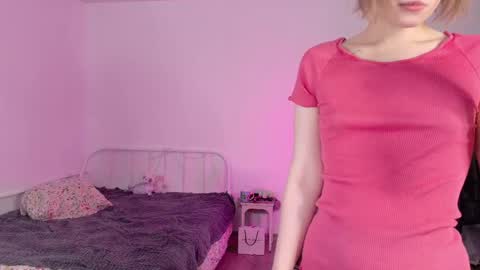 Kiki online show from April 26, 10:13 am