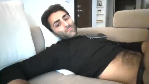 kikkus01 online show from November 14, 1:43 pm