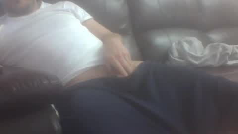 Snapshot of kiko83c chatting on February 14, 12:13 pm New accound cavilacion online show from February 14, 12:13 pm