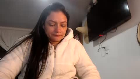 Snapshot of killey_saints chatting on July 24, 1:14 am killey online show from July 24, 1:14 am