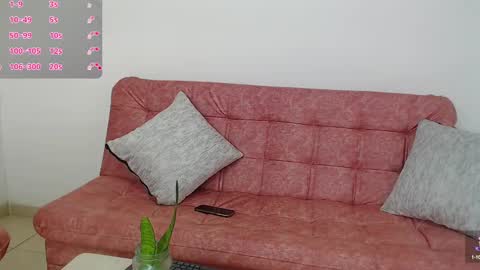 Mia  Kim online show from February 20, 5:51 pm