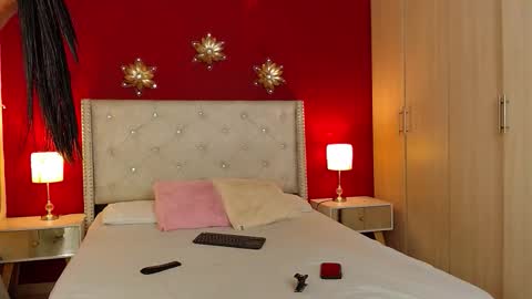 Mia  Kim online show from February 12, 2:23 pm