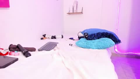 Snapshot of kim_baker1 chatting on January 16, 1:48 am kim online show from January 16, 1:48 am